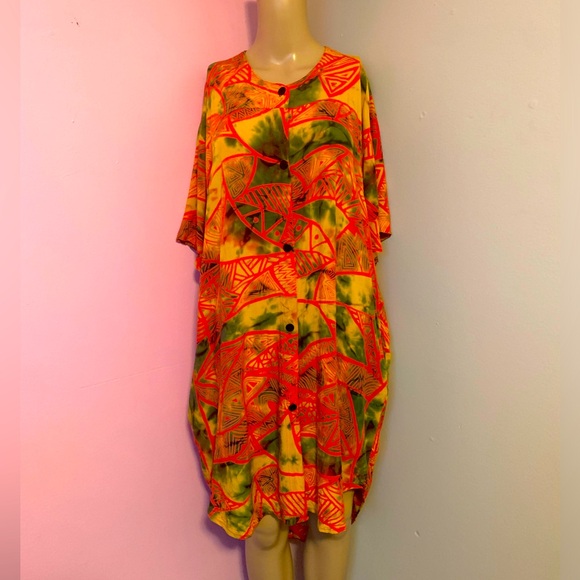 Hawaiian High Low Over Sized Shirt // Dress // Floral // Casual // Beach - Picture 9 of 13